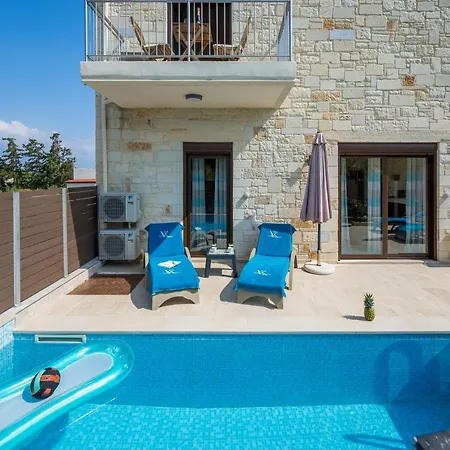 Rebecca Villa Agia Marina